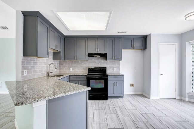 Building Photo - ***APPLICATION CURRENTLY UNDER REVIEW***Contemporary Single-Level Home with 3 Bedrooms, 2 Bathroo...
