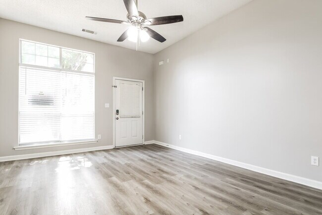 Building Photo - 6872 Mikayla Ln