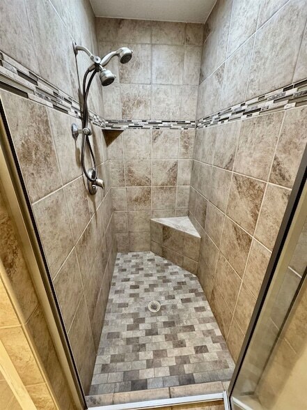 Building Photo - 383 Taylors Way