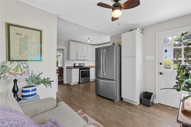 Building Photo - 7525 Suffolk Ave