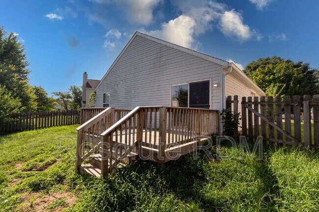 Building Photo - 9130 Allegro Dr