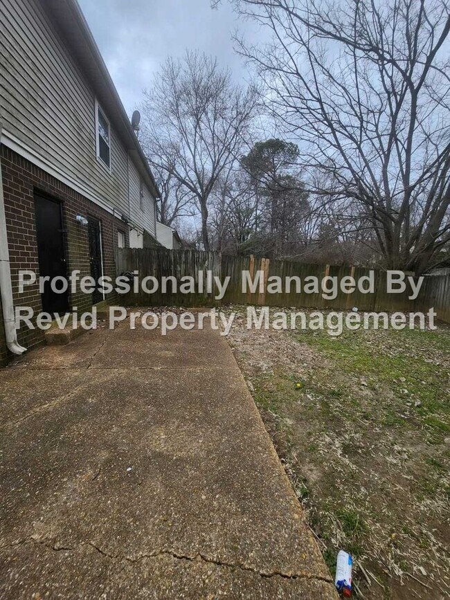 Building Photo - 5292 Stage Rd