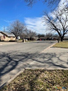 Building Photo - 906 Illinois Ave