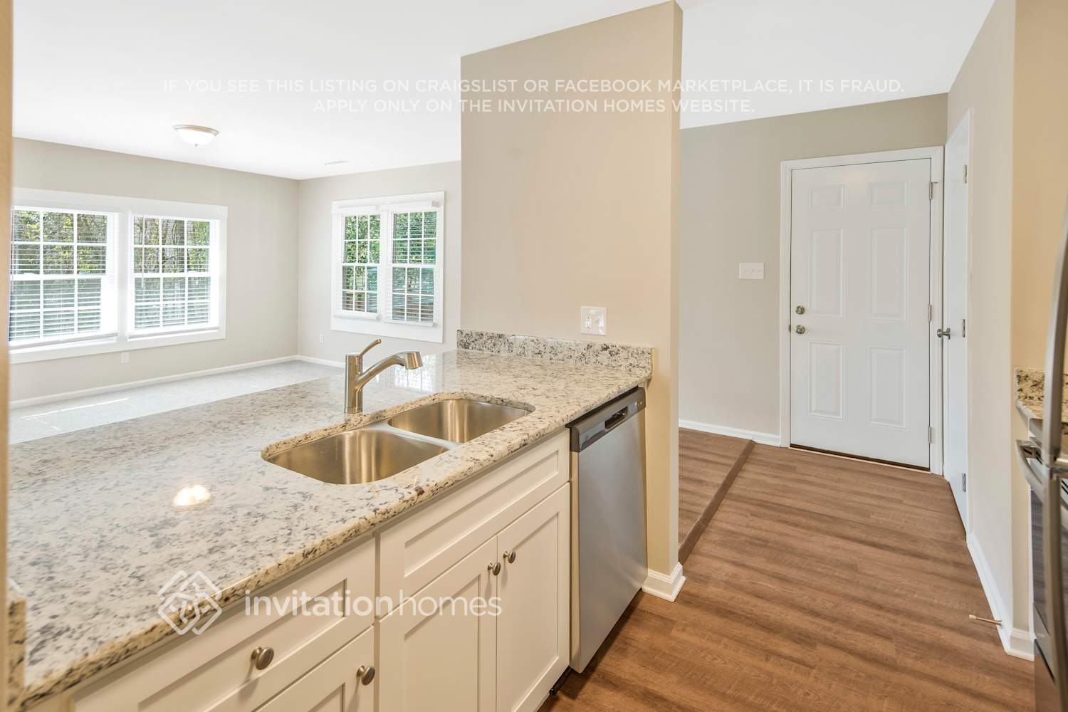 Building Photo - 1717 Baytree Ct