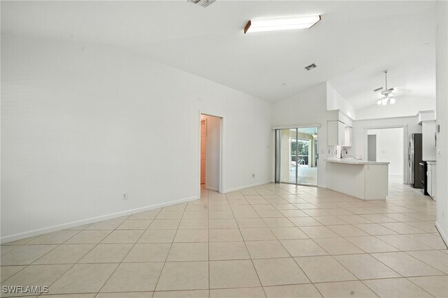 Building Photo - 1301 Piper Blvd