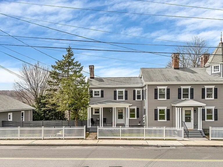 Primary Photo - 87 Washington Ave