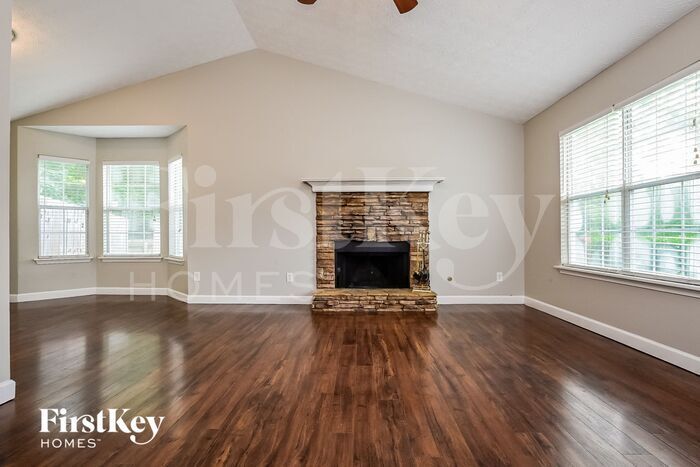 Building Photo - 104 Waters Edge Dr