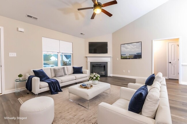 Building Photo - 270 Breakwater Dr