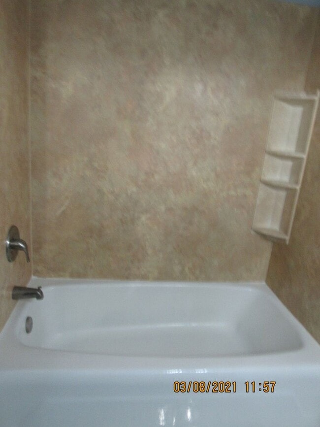 Building Photo - MOVE IN SPECIAL: $200 OFF OF THE FIRST MONTH'S RENT!