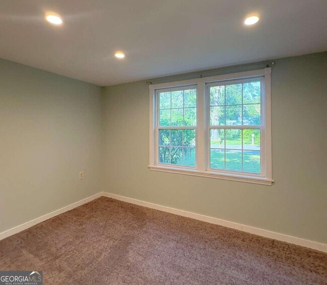 Building Photo - 402 Wheeler St