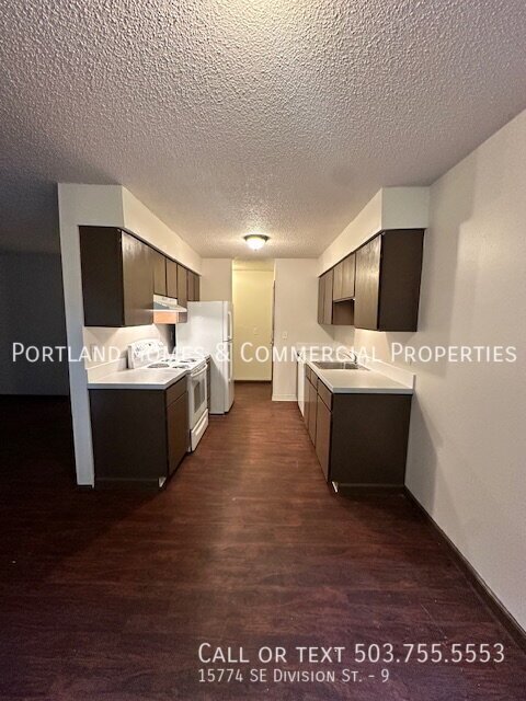 Building Photo - 15774 SE Division St