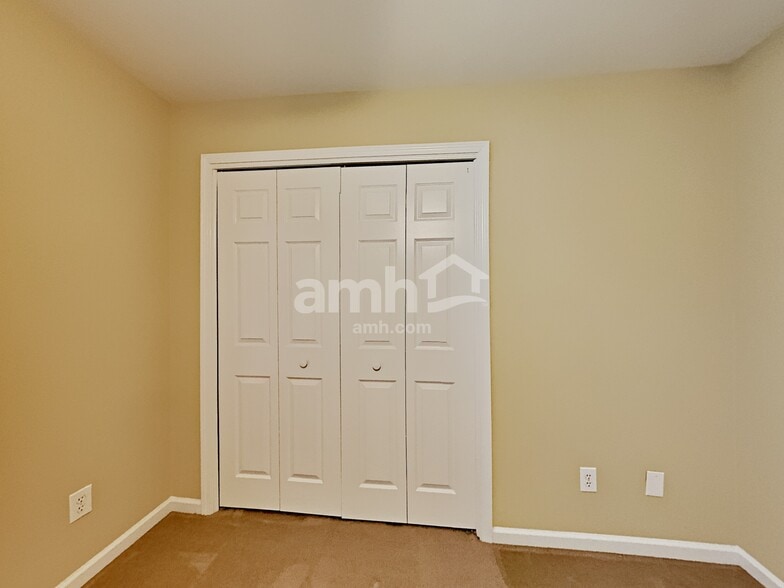 Building Photo - 6261 Sharpsburg Ct NW