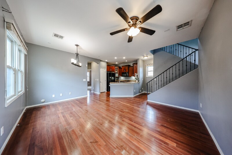 Building Photo - 5744 S 21st Pl