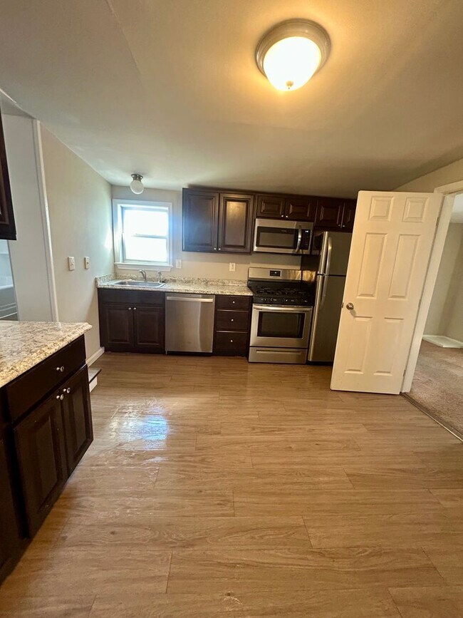 Building Photo - 3-bedroom Cape Cod in Susquehanna District