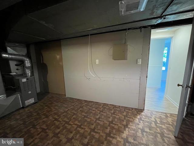 Building Photo - 2421 Evans Dr