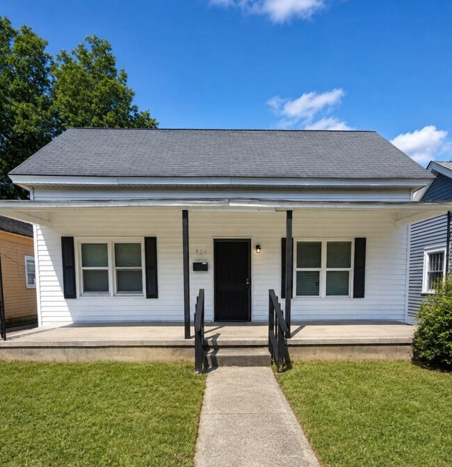 Building Photo - 826 Fort Hill St