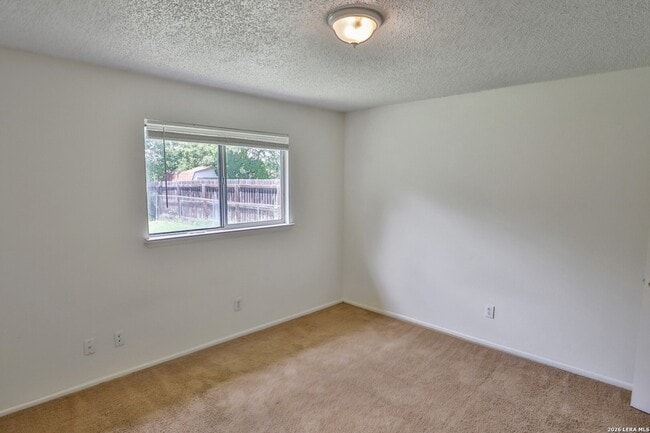 Building Photo - 1815 Big Rock Dr