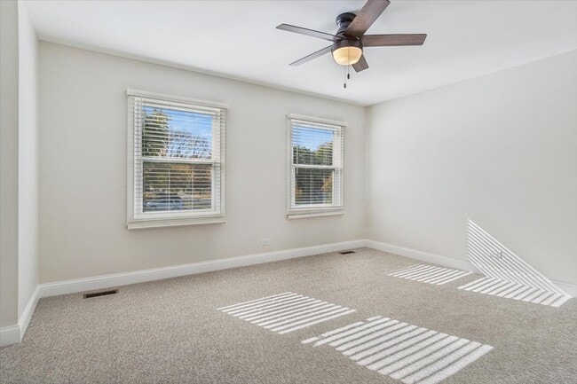 Building Photo - 1145 Sequoia Rd