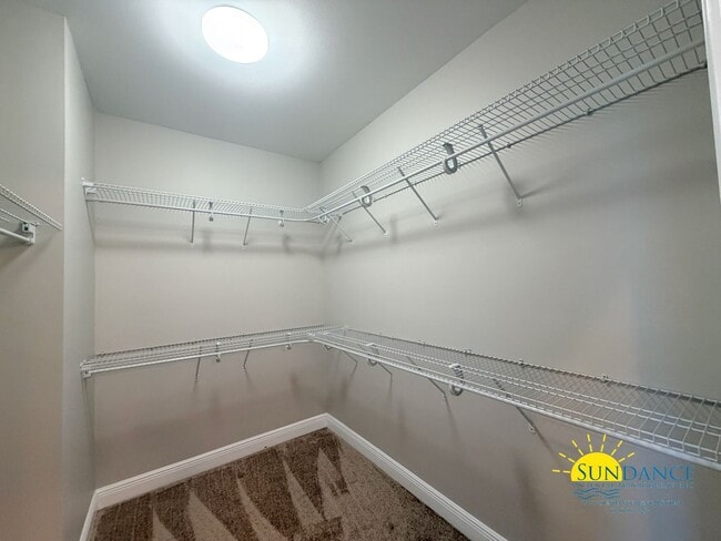 Building Photo - Gorgeous 4 Bedroom Home in Shiloh Place