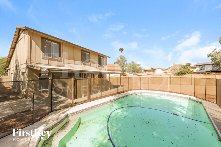 Building Photo - 3622 W Cielo Grande