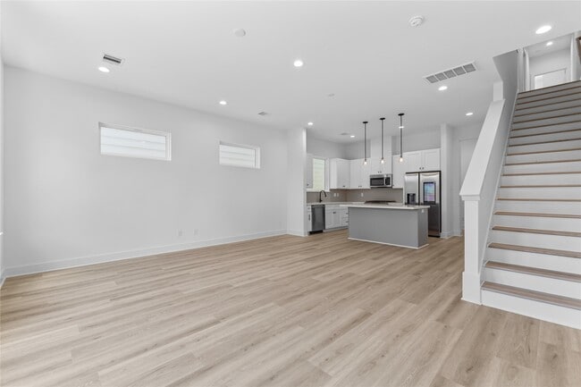 Building Photo - 3426 Bolin Rd