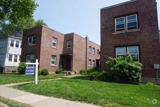 Building Photo - The Darby Apartments