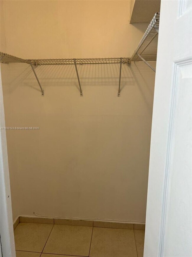 Building Photo - 15605 SW 74th Cir Dr