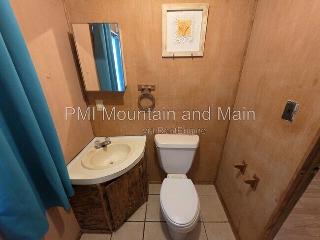 Building Photo - 5 Misty Mountain Way