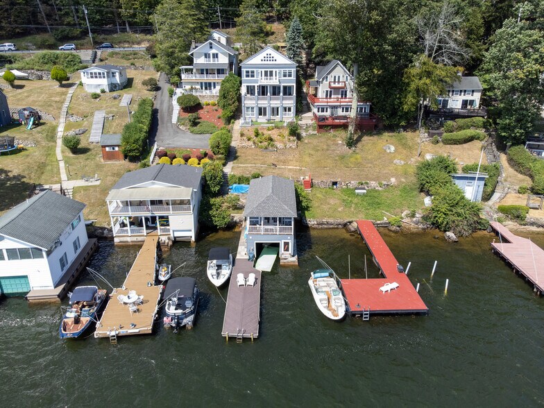 Building Photo - 307 Lakeside Blvd