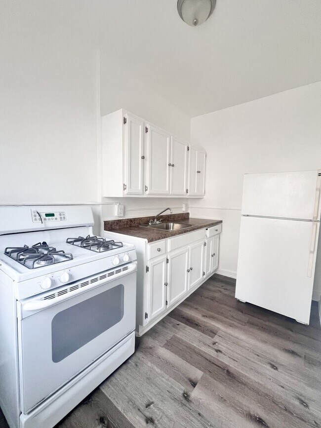 Interior Photo - Devon Apartments