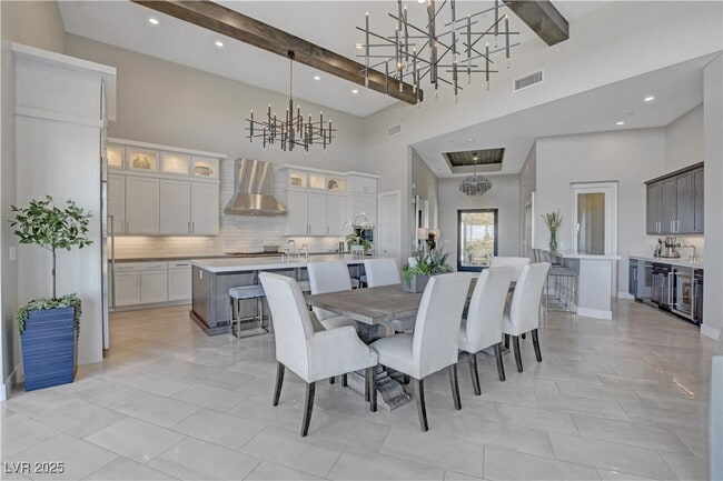 Building Photo - 6300 Clovis Point St