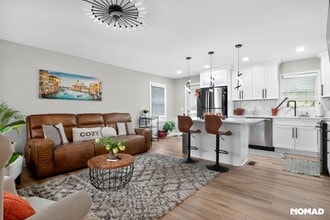 Building Photo - 2022 Boulderview Dr SE