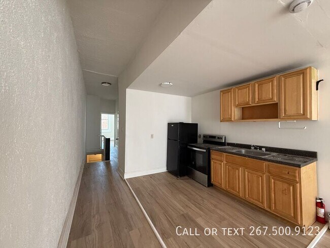 Building Photo - 2003 N 25th St