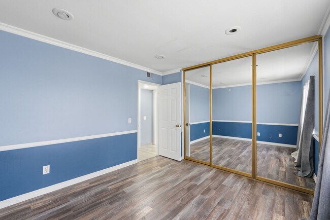 Building Photo - 29142 Bobolink Dr