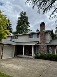 Building Photo - 2-Bedroom 1 1/2-Bathroom duplex