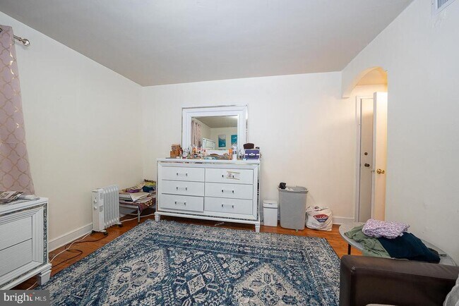 Building Photo - 2440 N 50th St