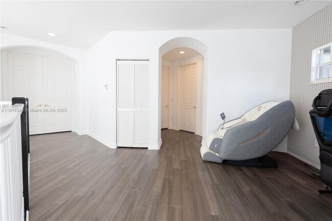 Building Photo - 19250 SW 30th St