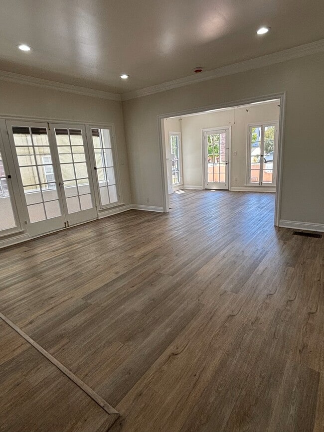 Dining / Living rooms - 1248 S Rimpau Blvd