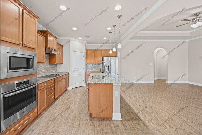 Building Photo - Magnificent home in Wyndham Hill Community! -Refrigerator, Washer/Dryer, and Lawn Care ALL INCLUDED