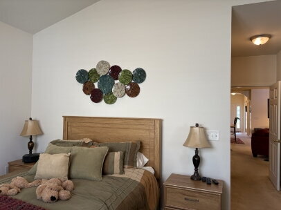 Building Photo - Not just charming but also convenient