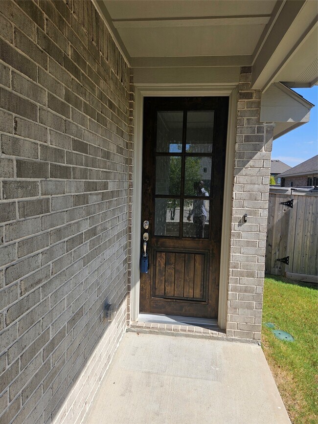 Building Photo - 21131 Armstrong County Dr