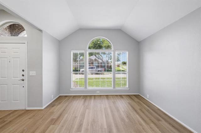 Building Photo - 10808 Merlot Ct