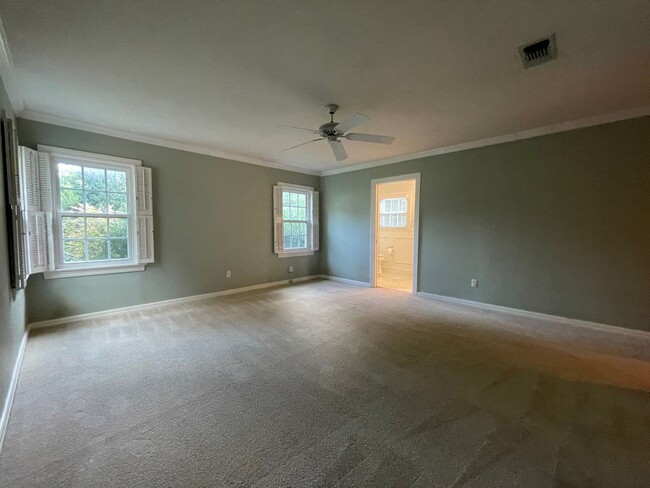 Building Photo - COMING SOON --3 BEDROOM 2 BATH HOME IN TCU AREA