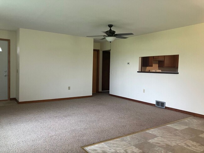 Building Photo - Updated 4 Bedroom, 1 Bathroom Farmhouse