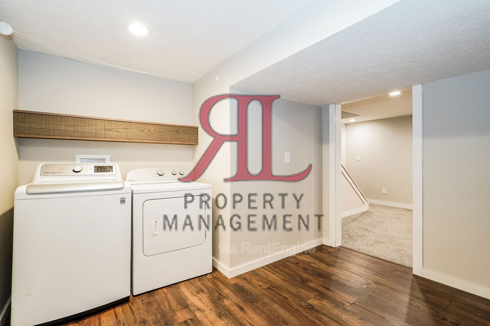 Building Photo - 856 Humboldt Dr W