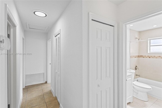 Building Photo - 3253 Pierce St