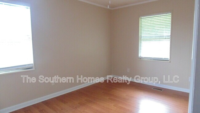 Building Photo - 381 Co Rd 775