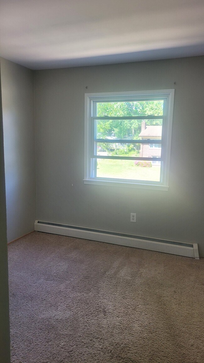 Building Photo - 3807 Danbury Ct