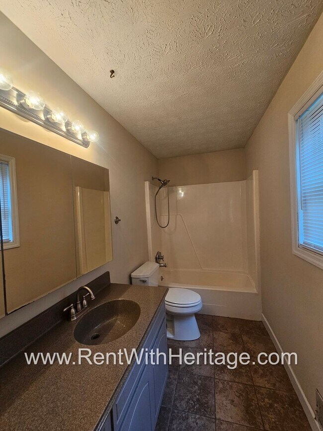 Building Photo - WOW! GORGEOUS HOME / PARTIAL FINISHED BASEMENT / RESORT STYLE POOL/ ALEXANDER HIGH SCHOOL