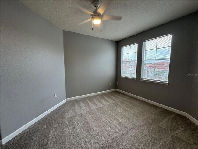 Building Photo - 142 Harrington Ct